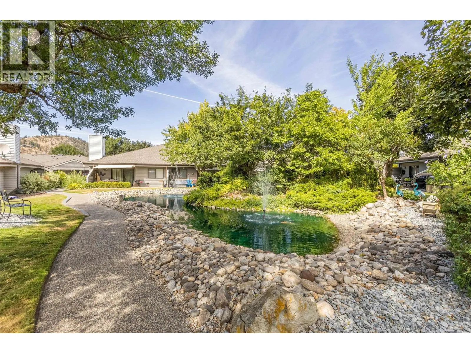 1765 Leckie Road Unit# 220