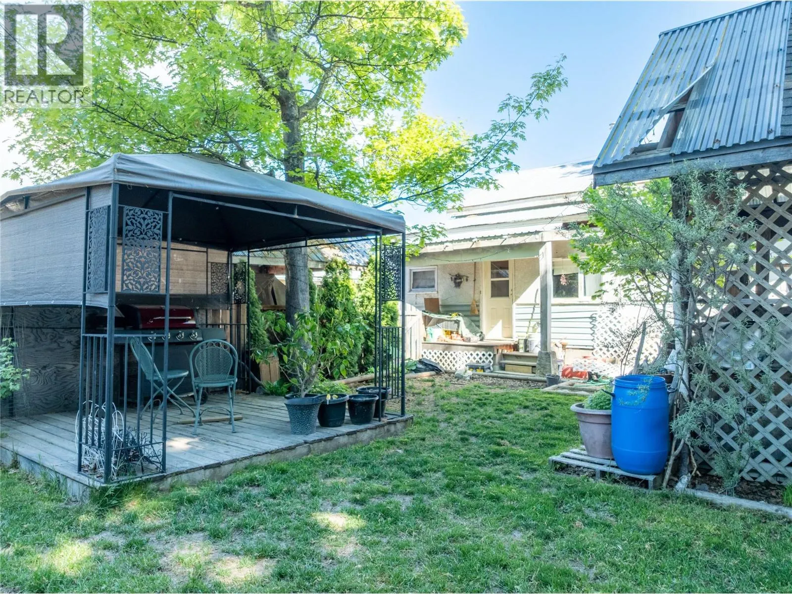 704 Knight Avenue