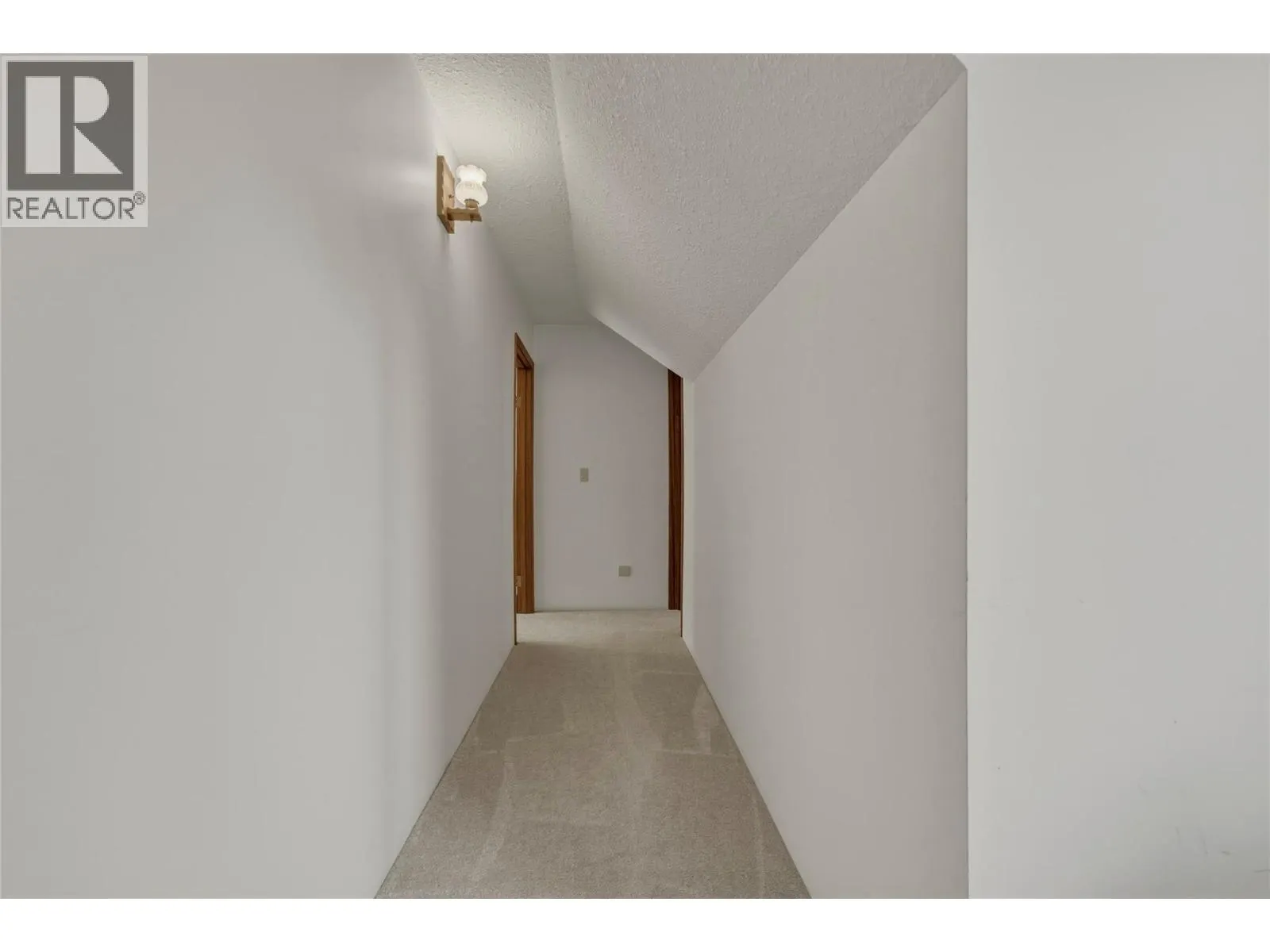 7603 De Jong Drive