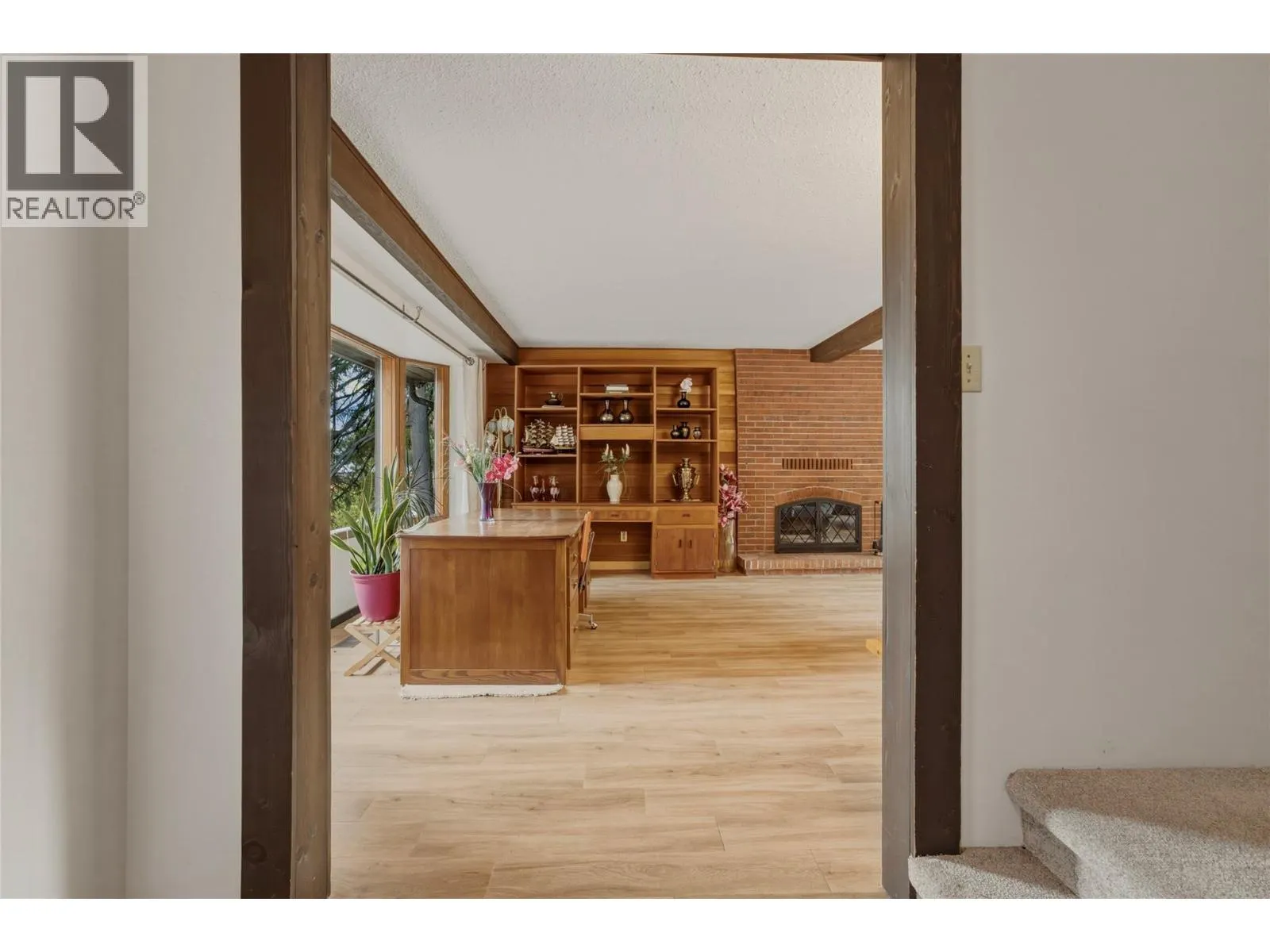 7603 De Jong Drive