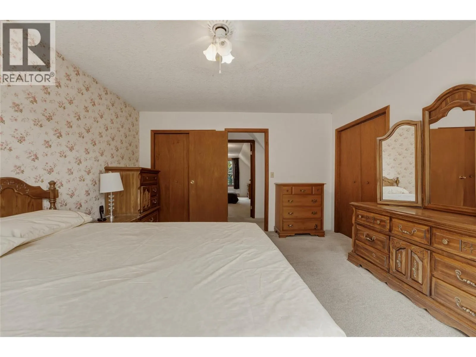 7603 De Jong Drive