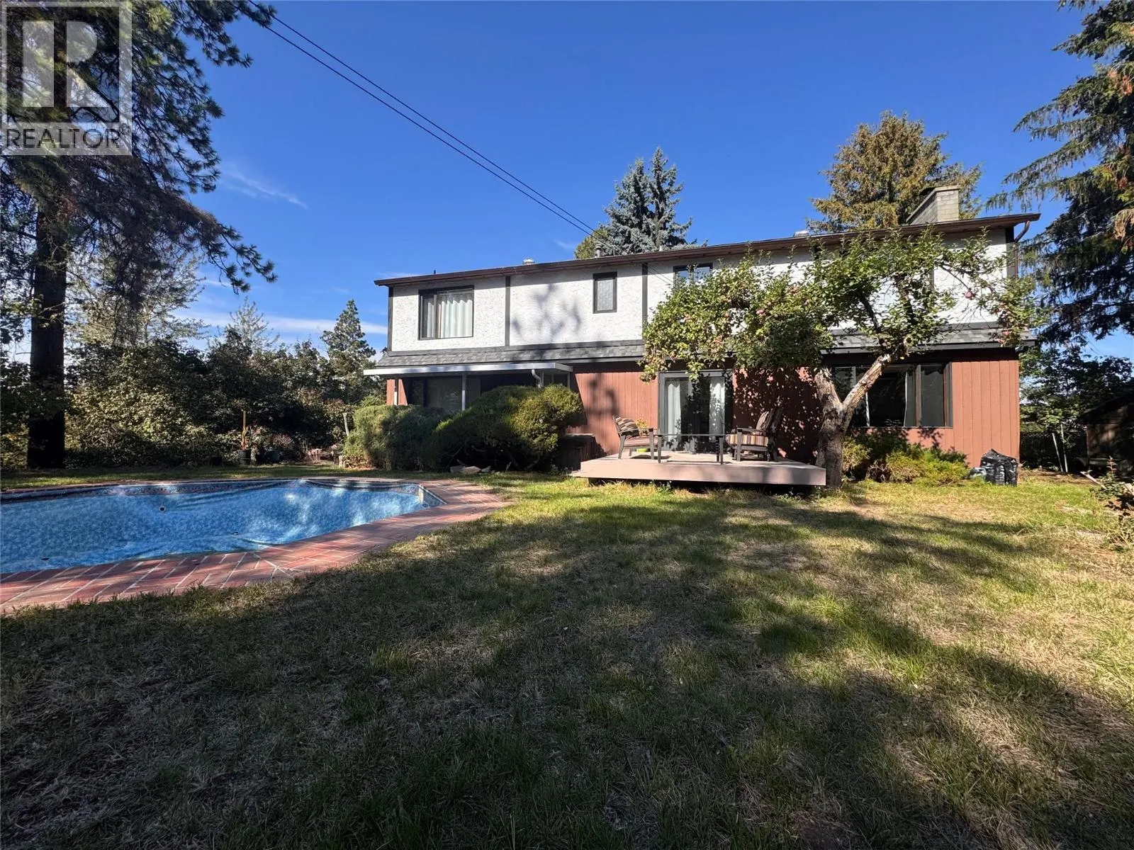 7603 De Jong Drive