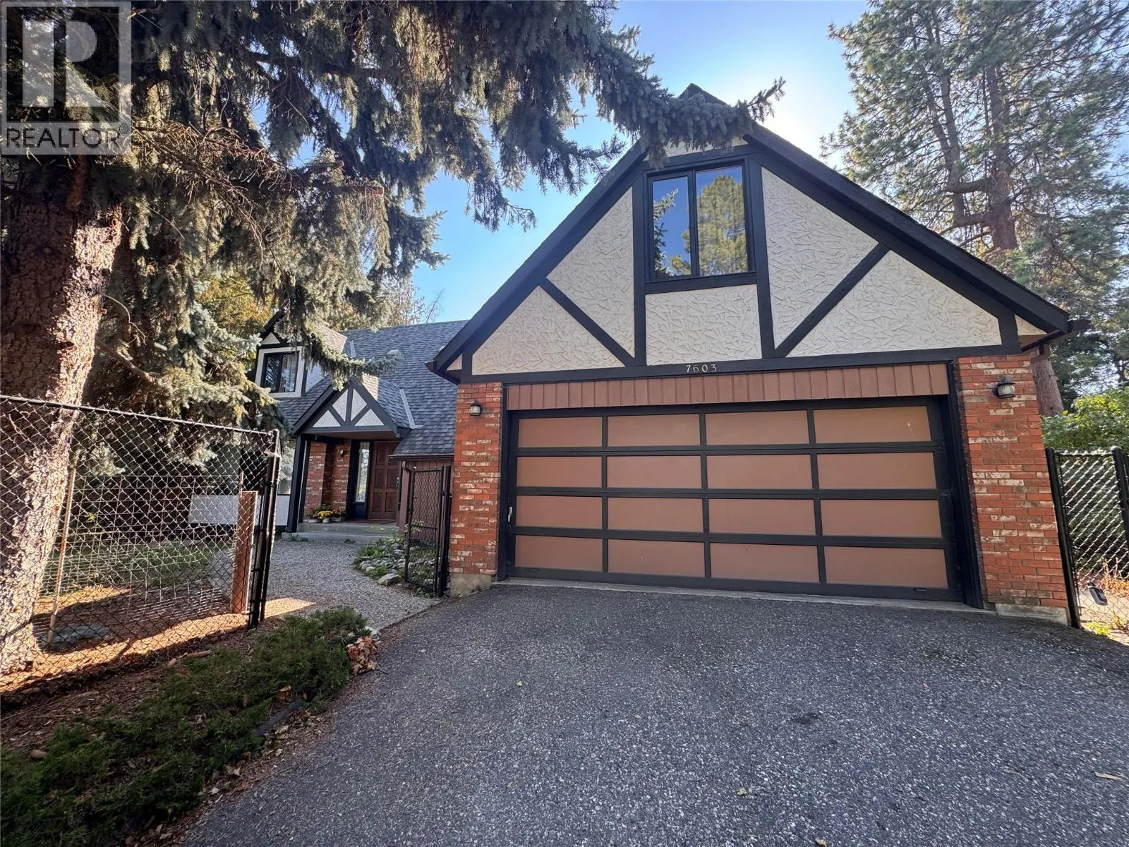 7603 De Jong Drive