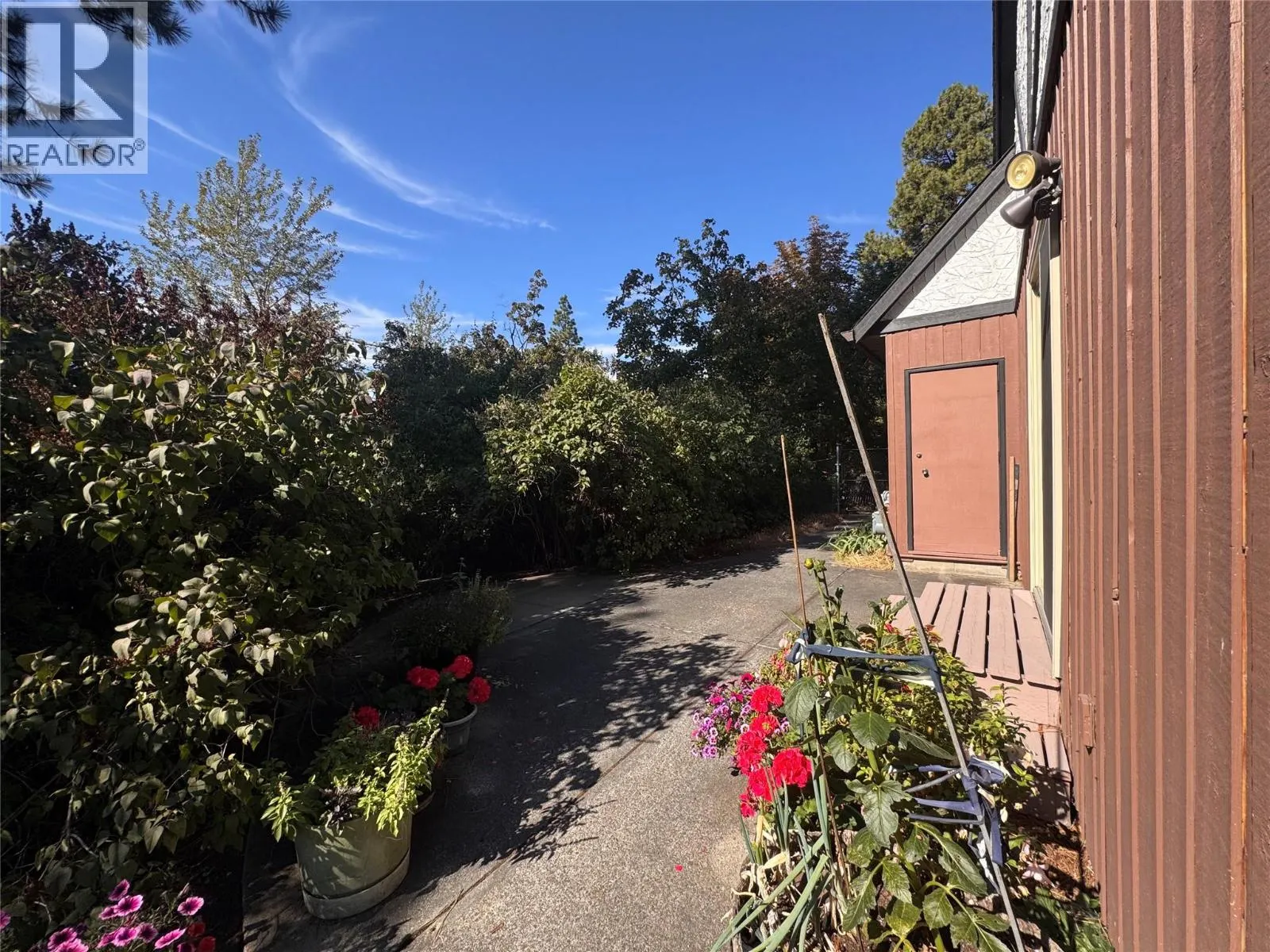 7603 De Jong Drive