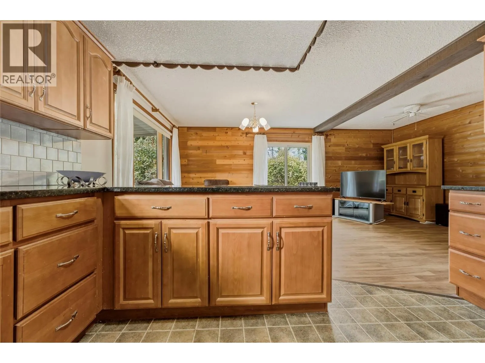 7603 De Jong Drive
