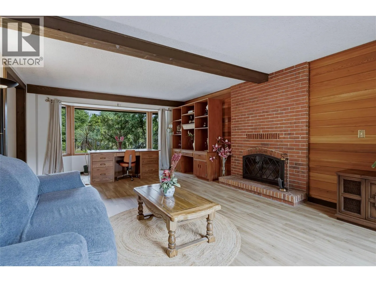 7603 De Jong Drive