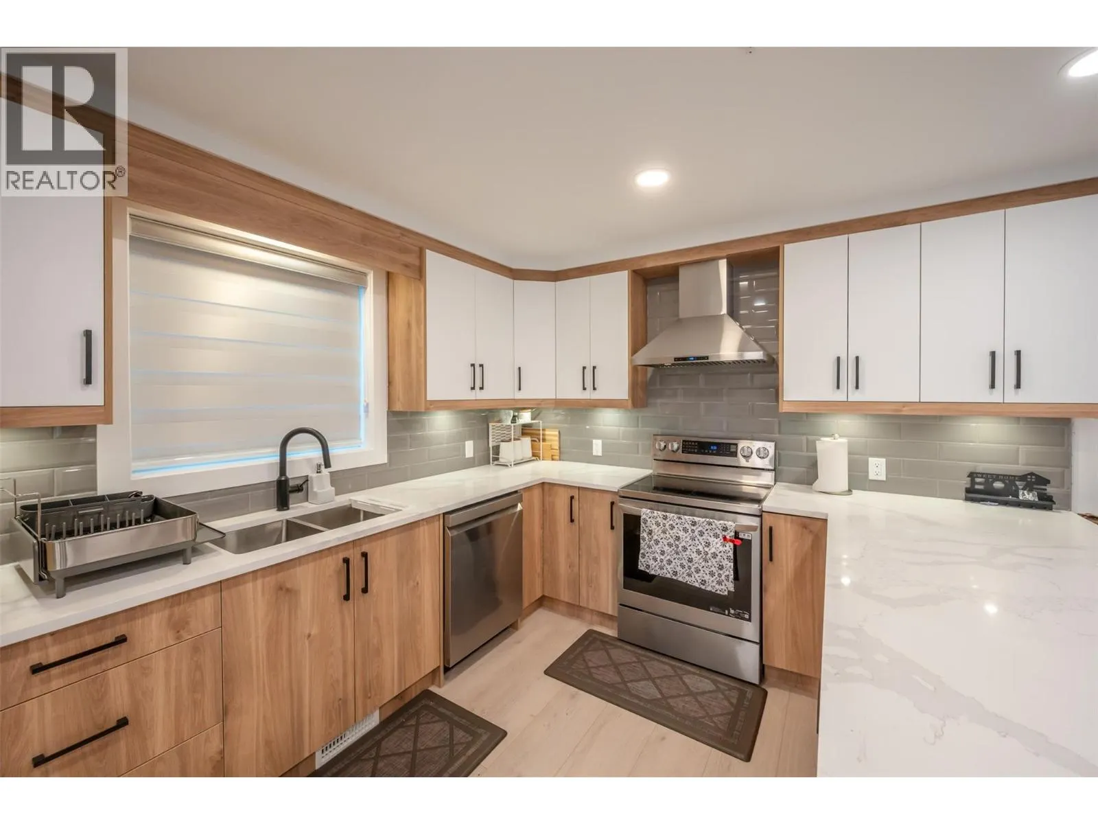 10615 ELLIOTT Street Unit# 106