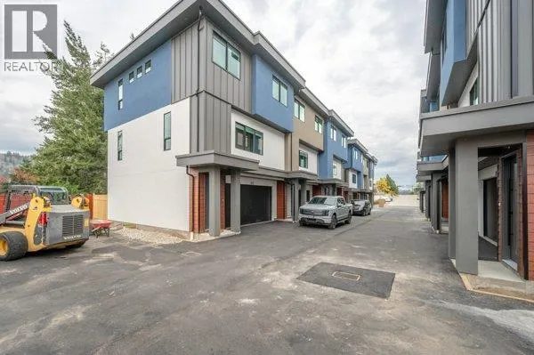 10615 ELLIOTT Street Unit# 106
