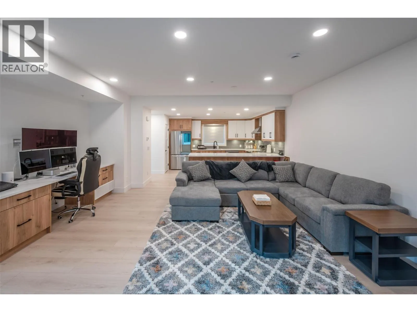 10615 ELLIOTT Street Unit# 106