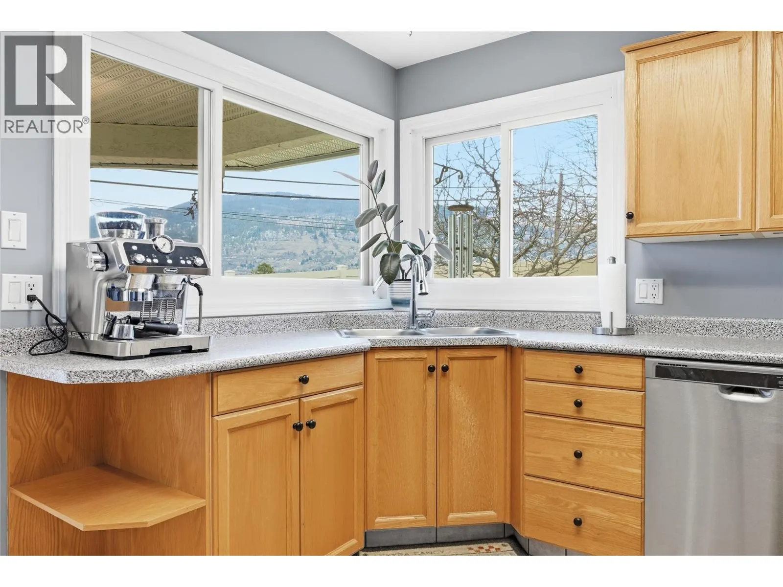 124 Sarsons Road Unit# 17