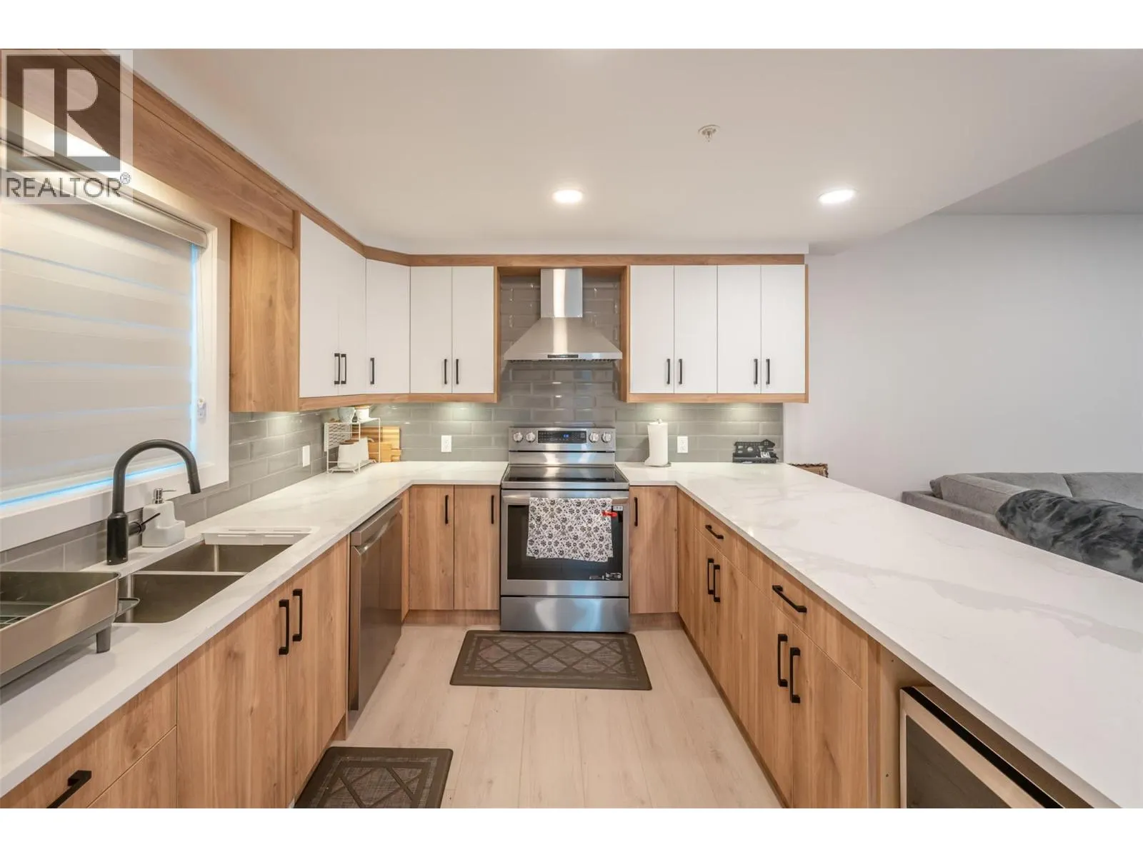 10615 ELLIOTT Street Unit# 109
