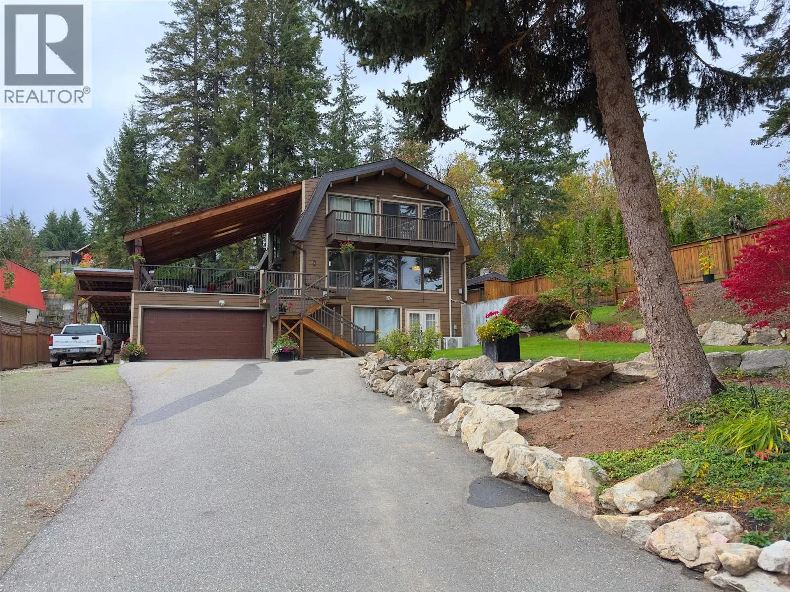 2428 Blind Bay Road
