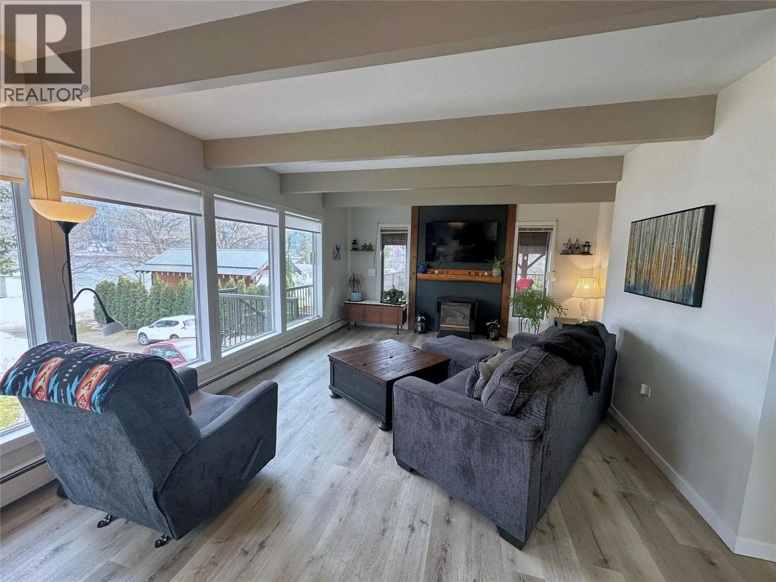2428 Blind Bay Road