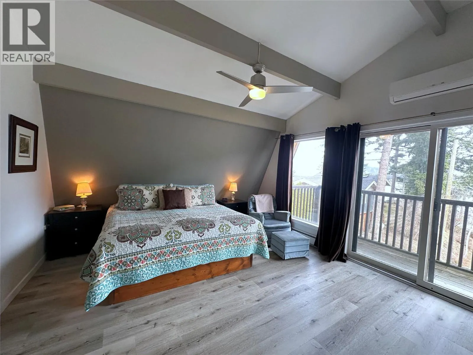 2428 Blind Bay Road