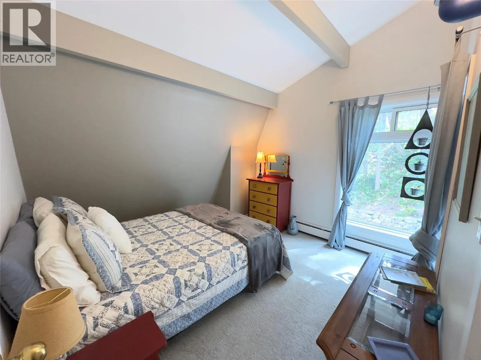2428 Blind Bay Road