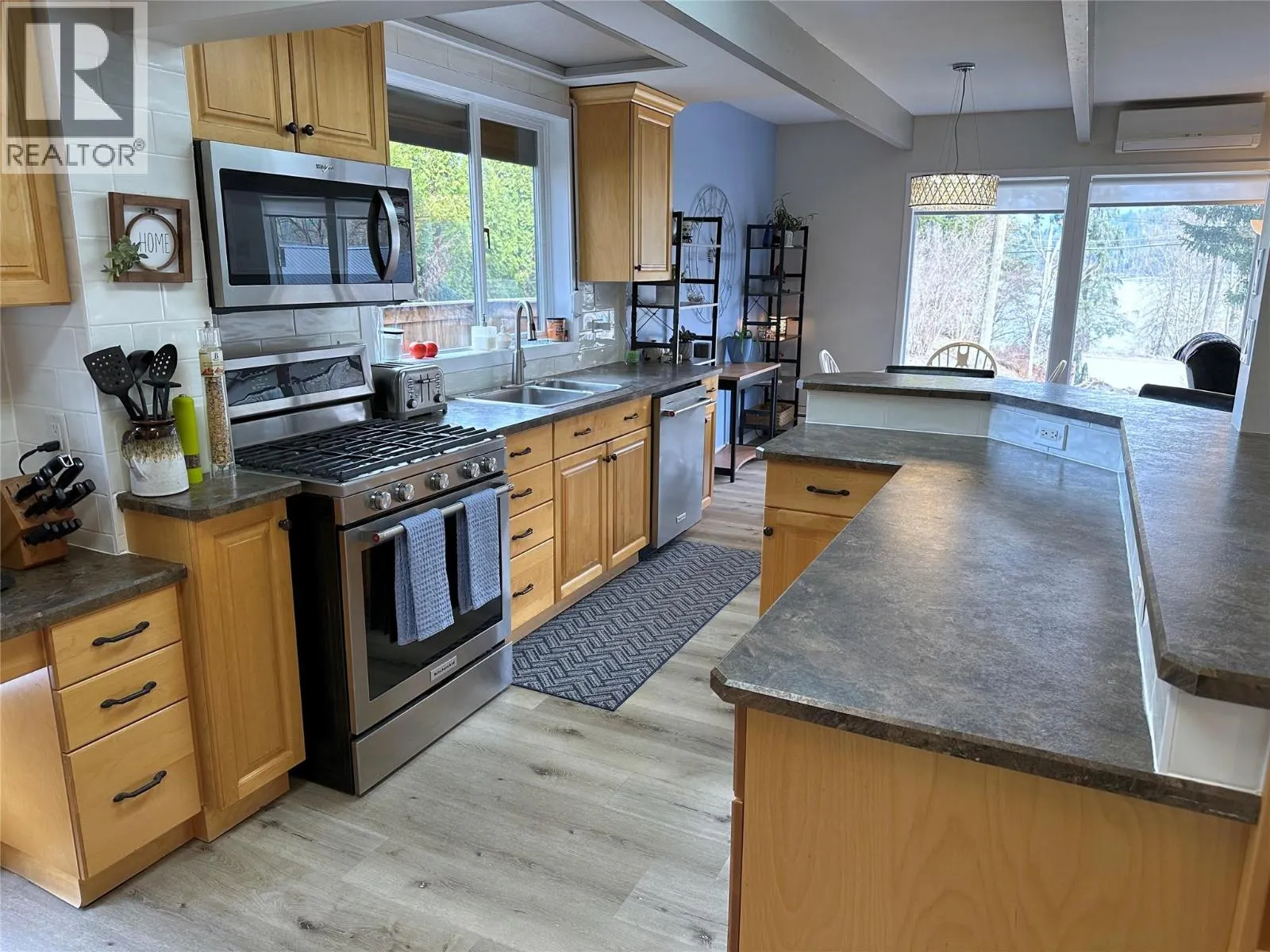2428 Blind Bay Road