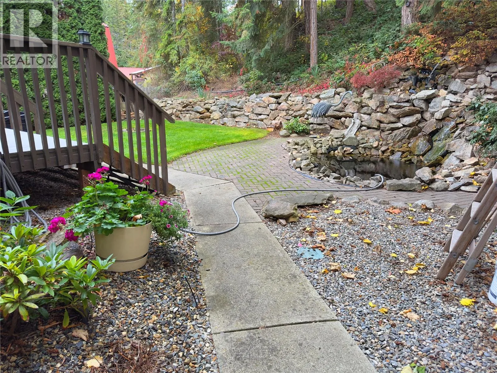 2428 Blind Bay Road