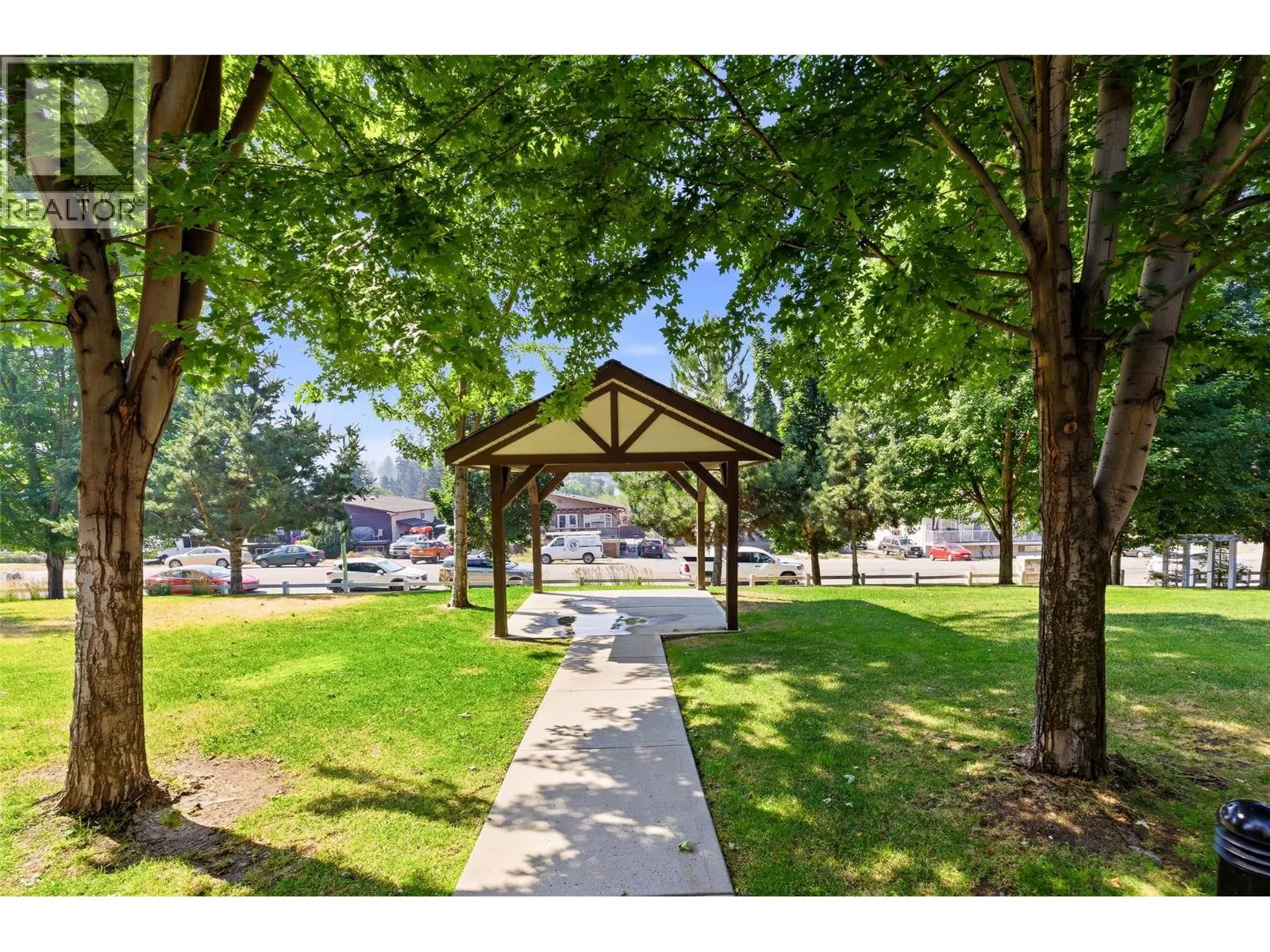 1651 Lynrick Road Unit# 105