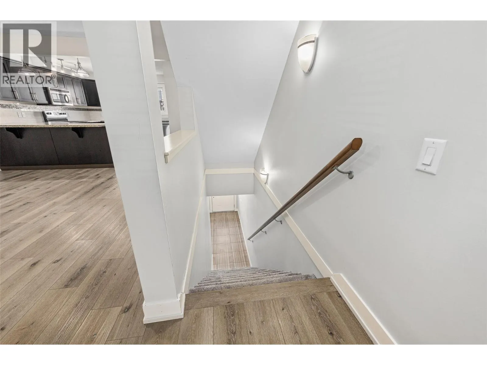 1651 Lynrick Road Unit# 105