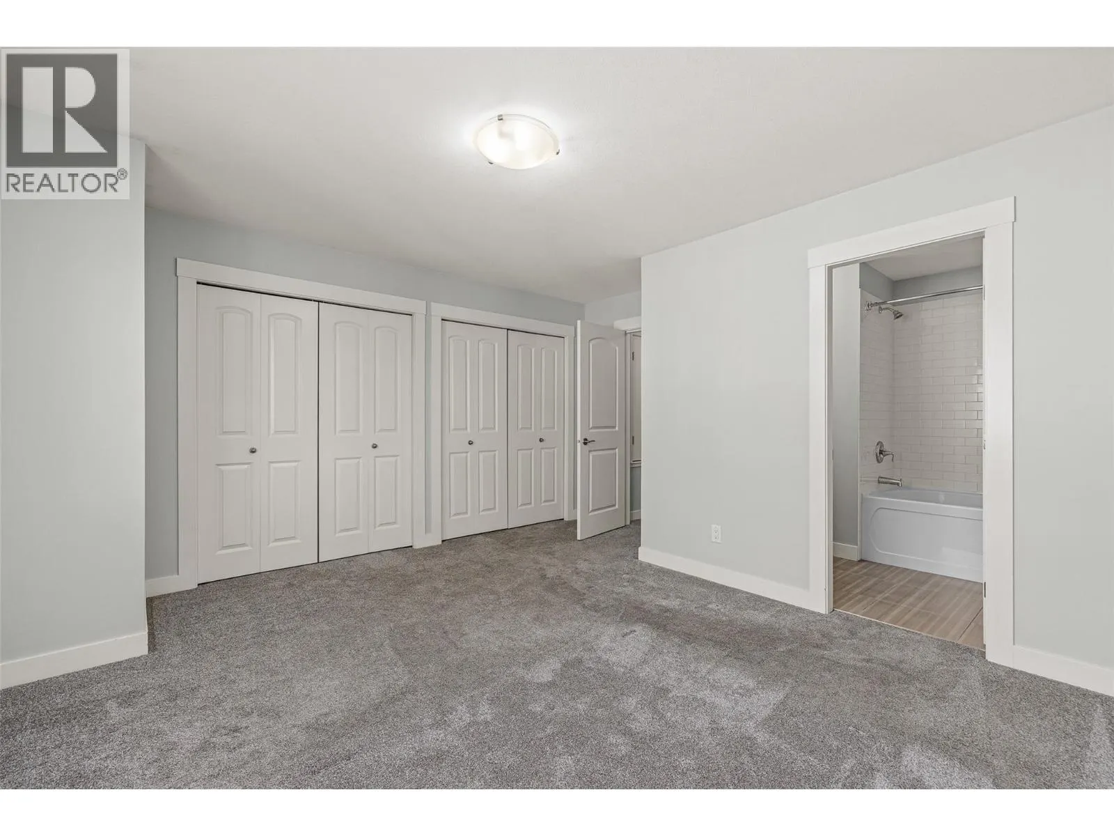 1651 Lynrick Road Unit# 105