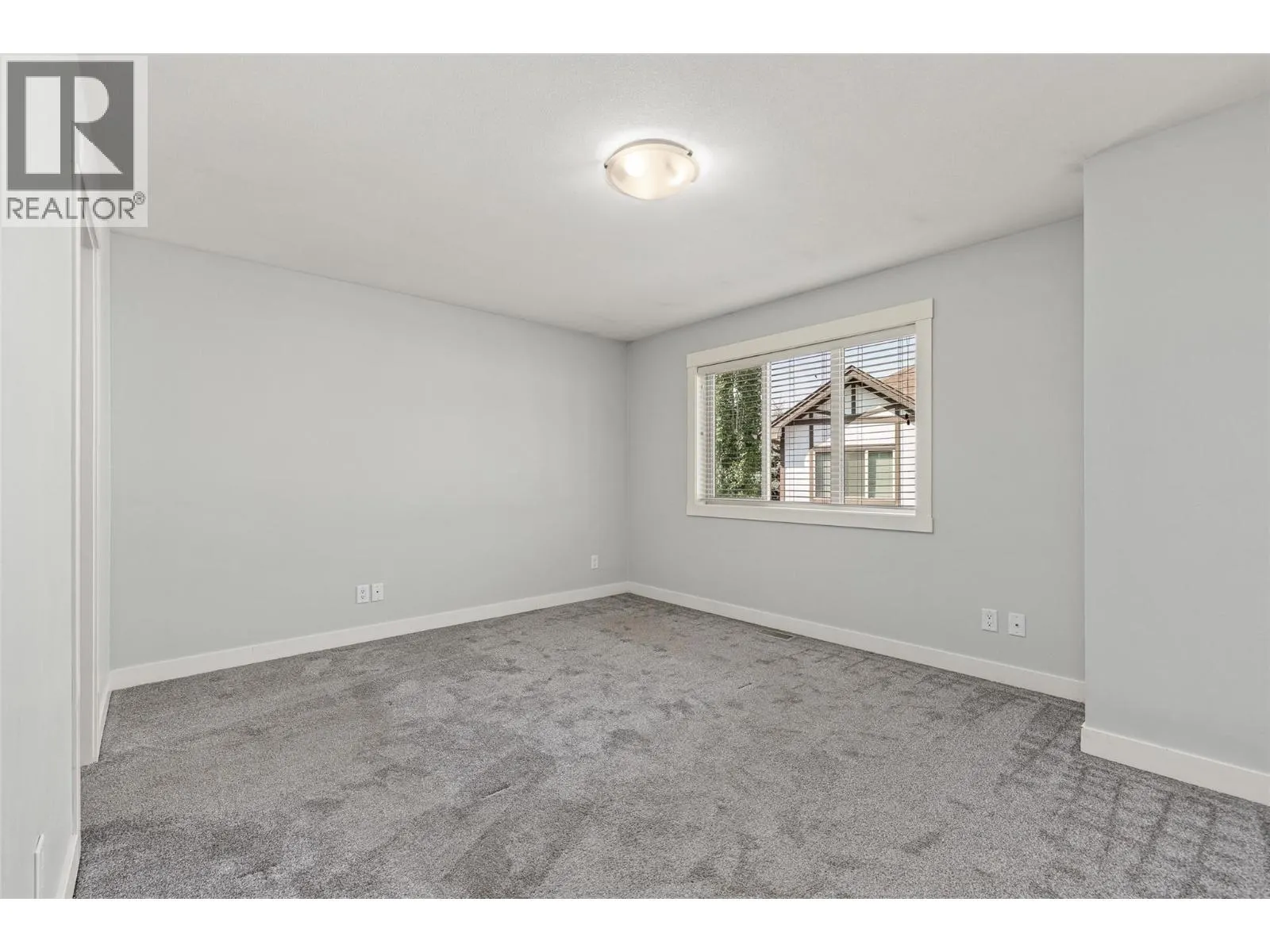 1651 Lynrick Road Unit# 105