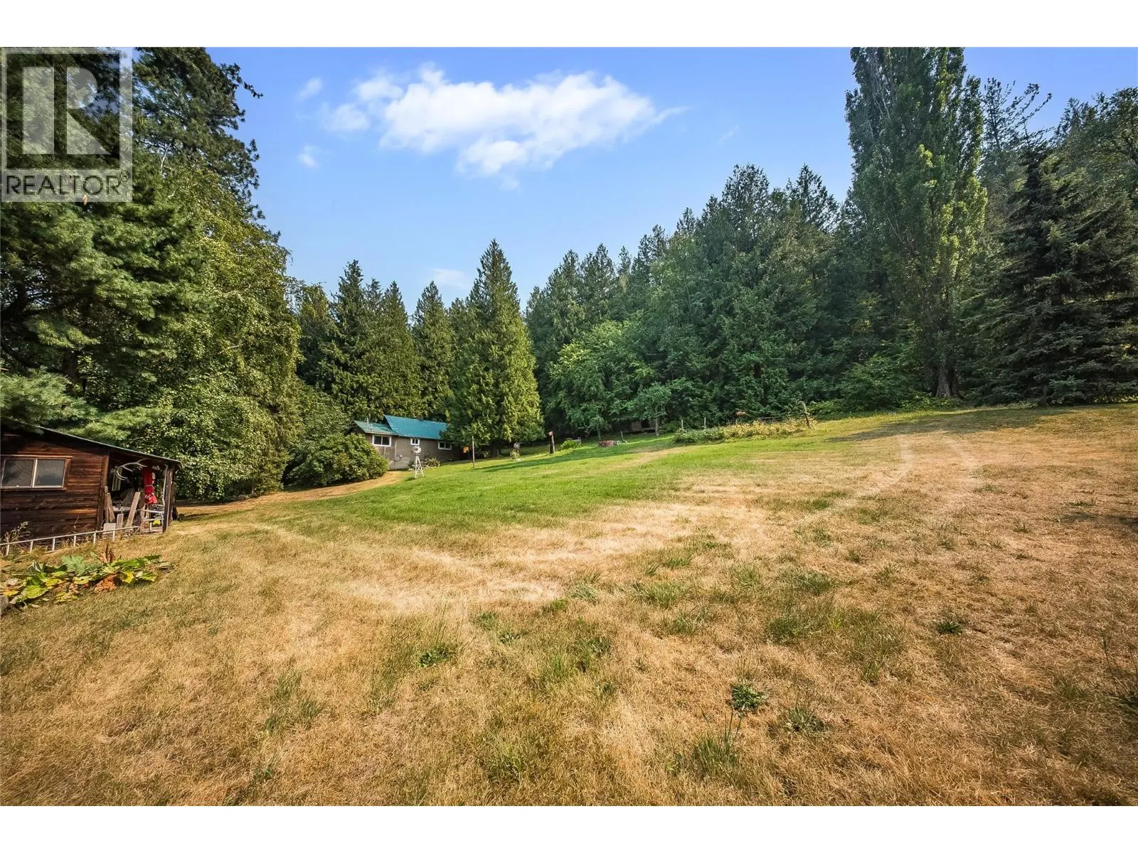 1562 Arrow Lakes Drive