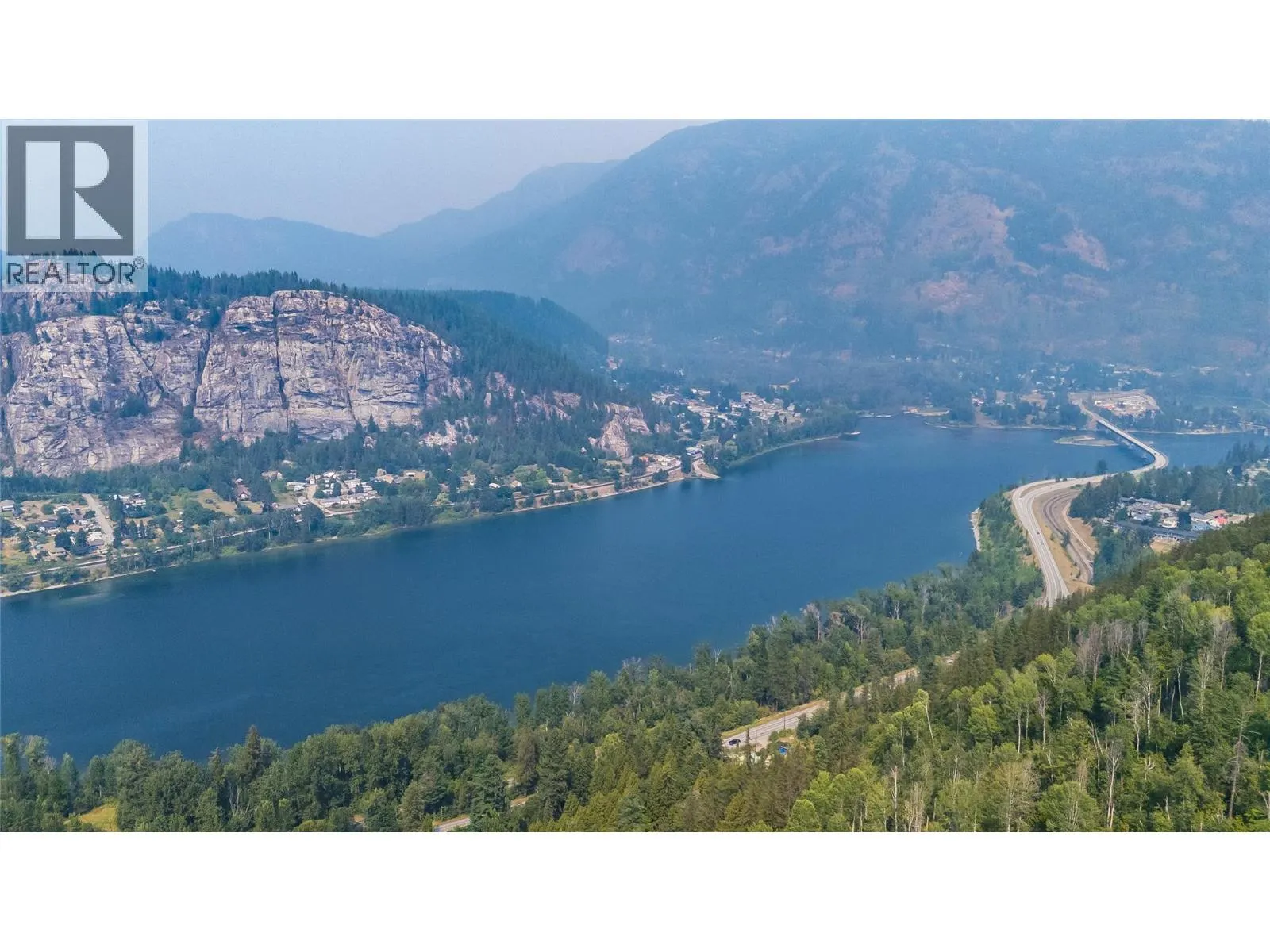 1562 Arrow Lakes Drive