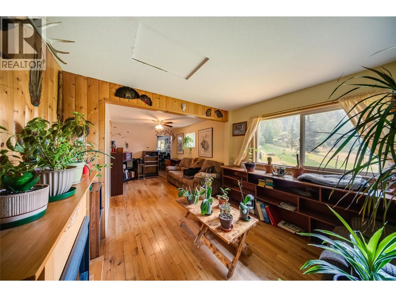 1562 Arrow Lakes Drive