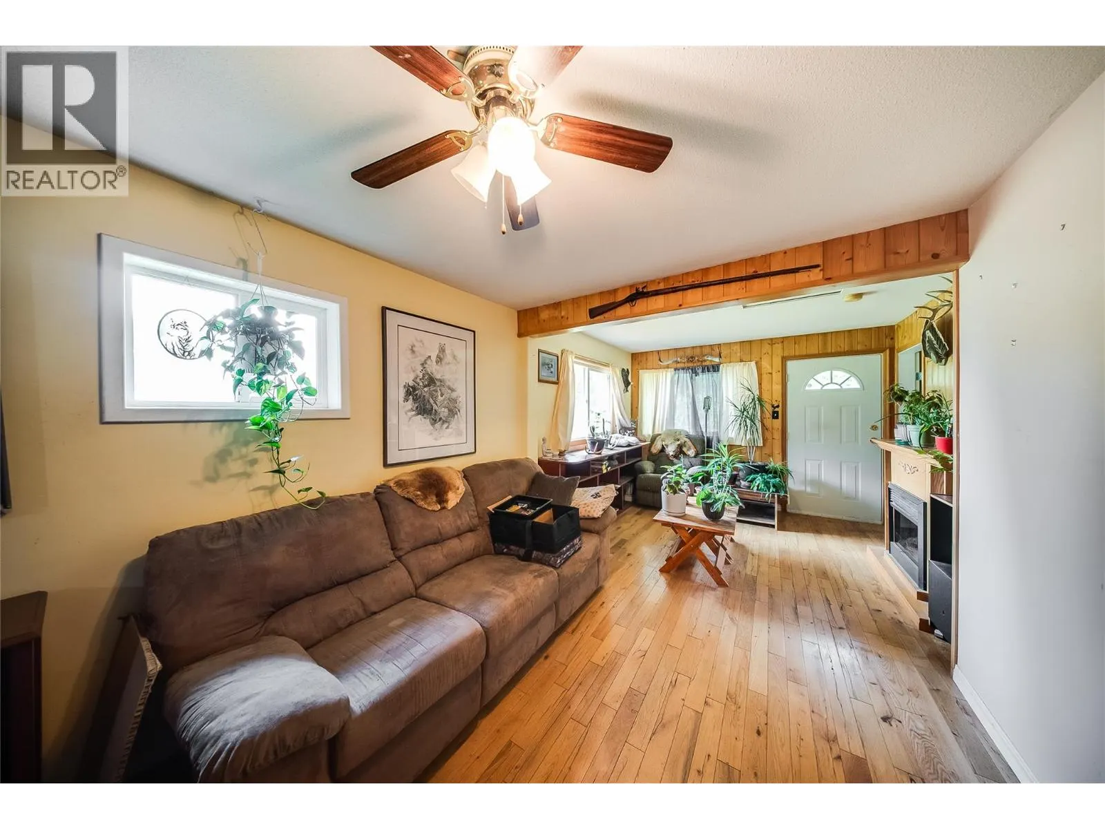 1562 Arrow Lakes Drive