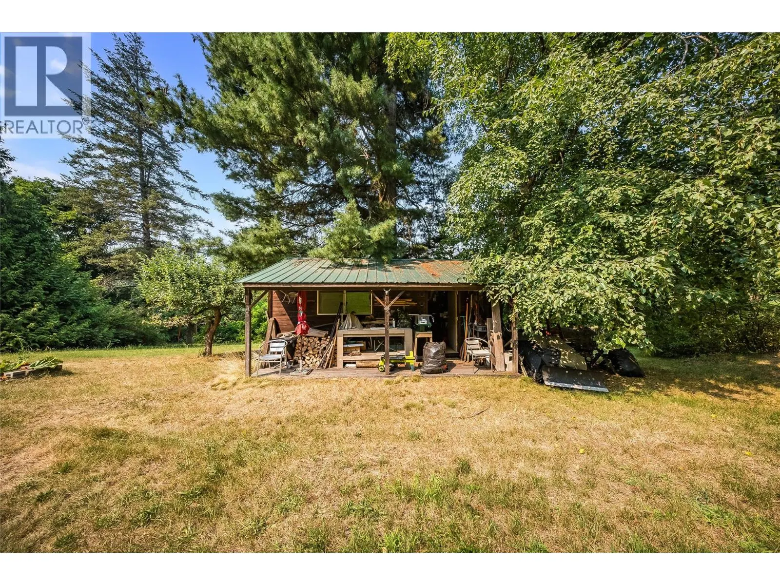 1562 Arrow Lakes Drive