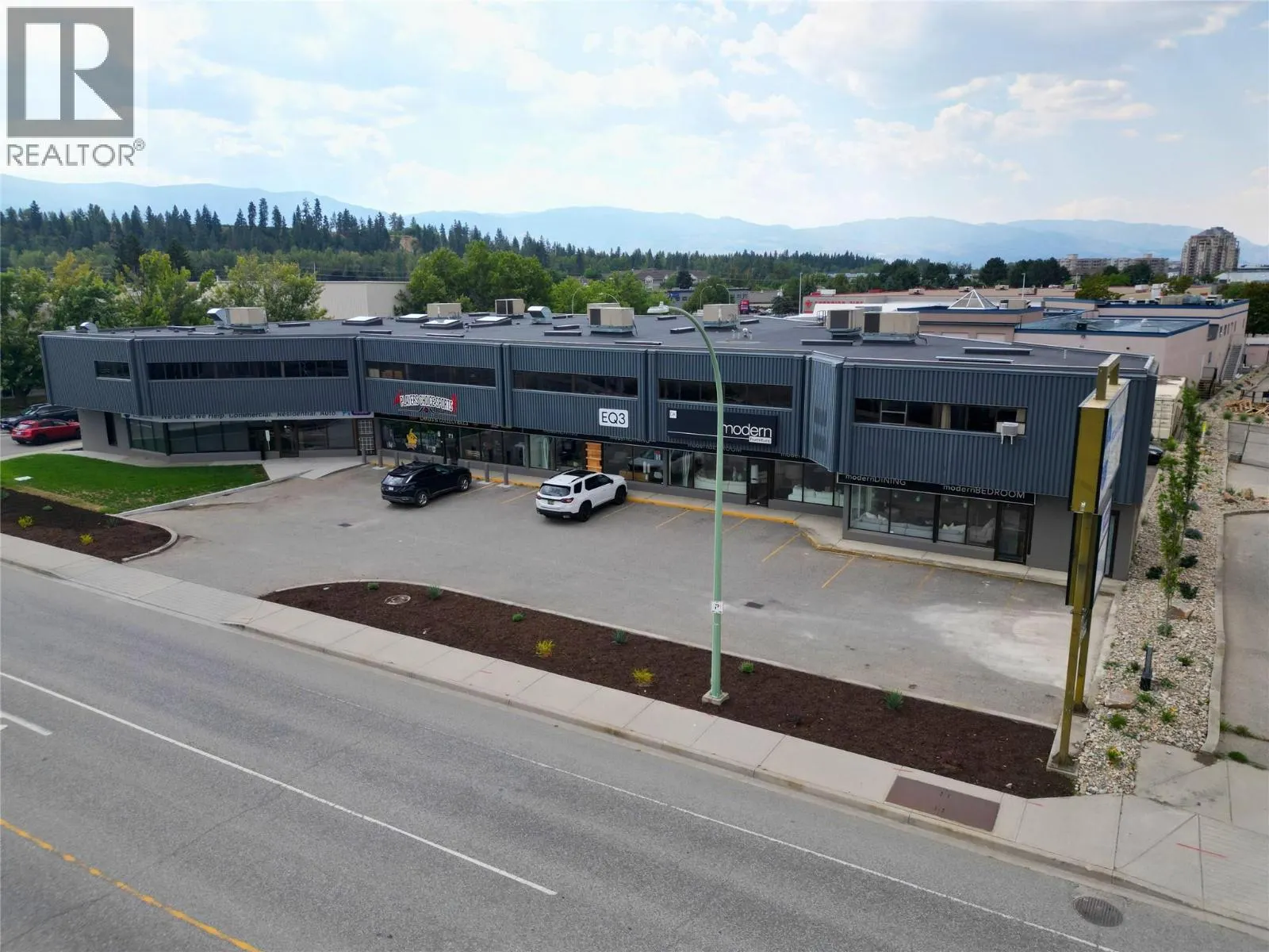 310 Banks Road Unit# 4