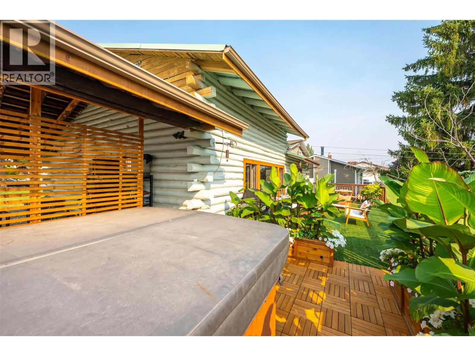538 Lakeview Place
