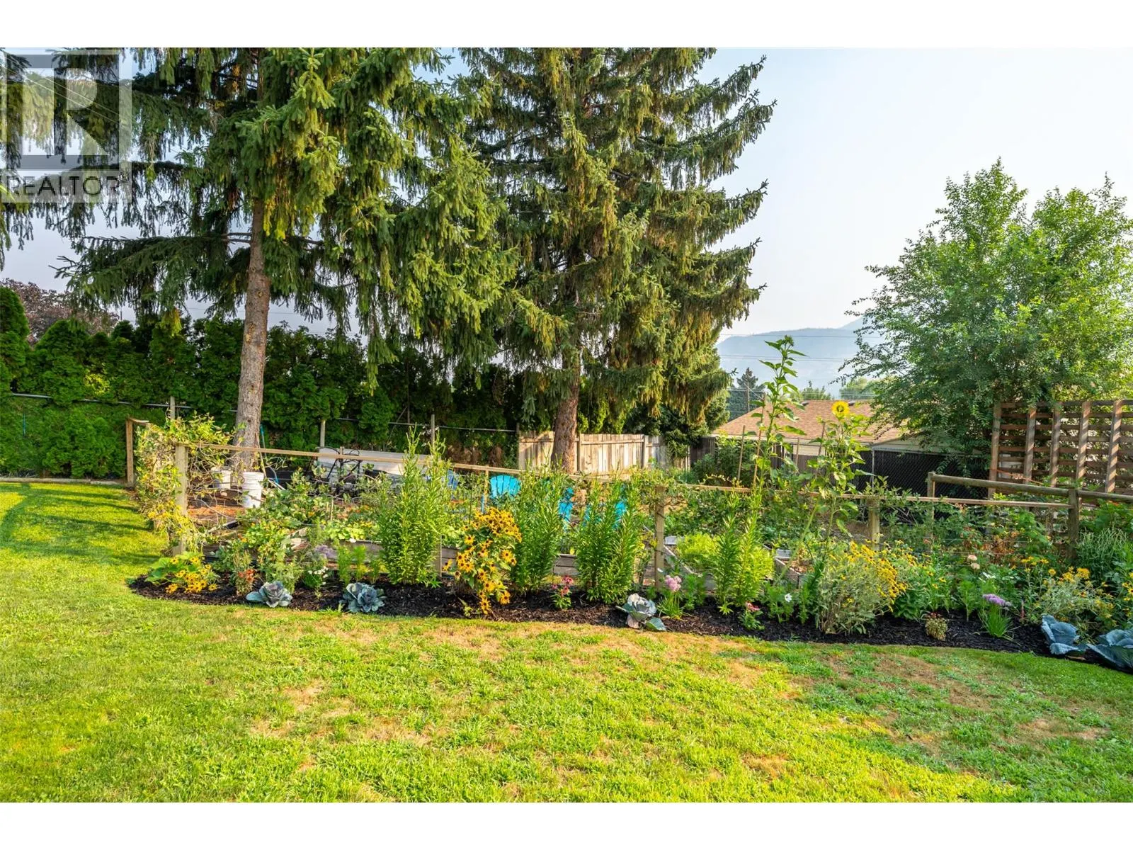 538 Lakeview Place