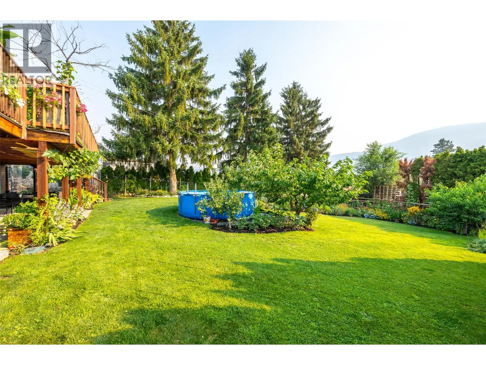 538 Lakeview Place