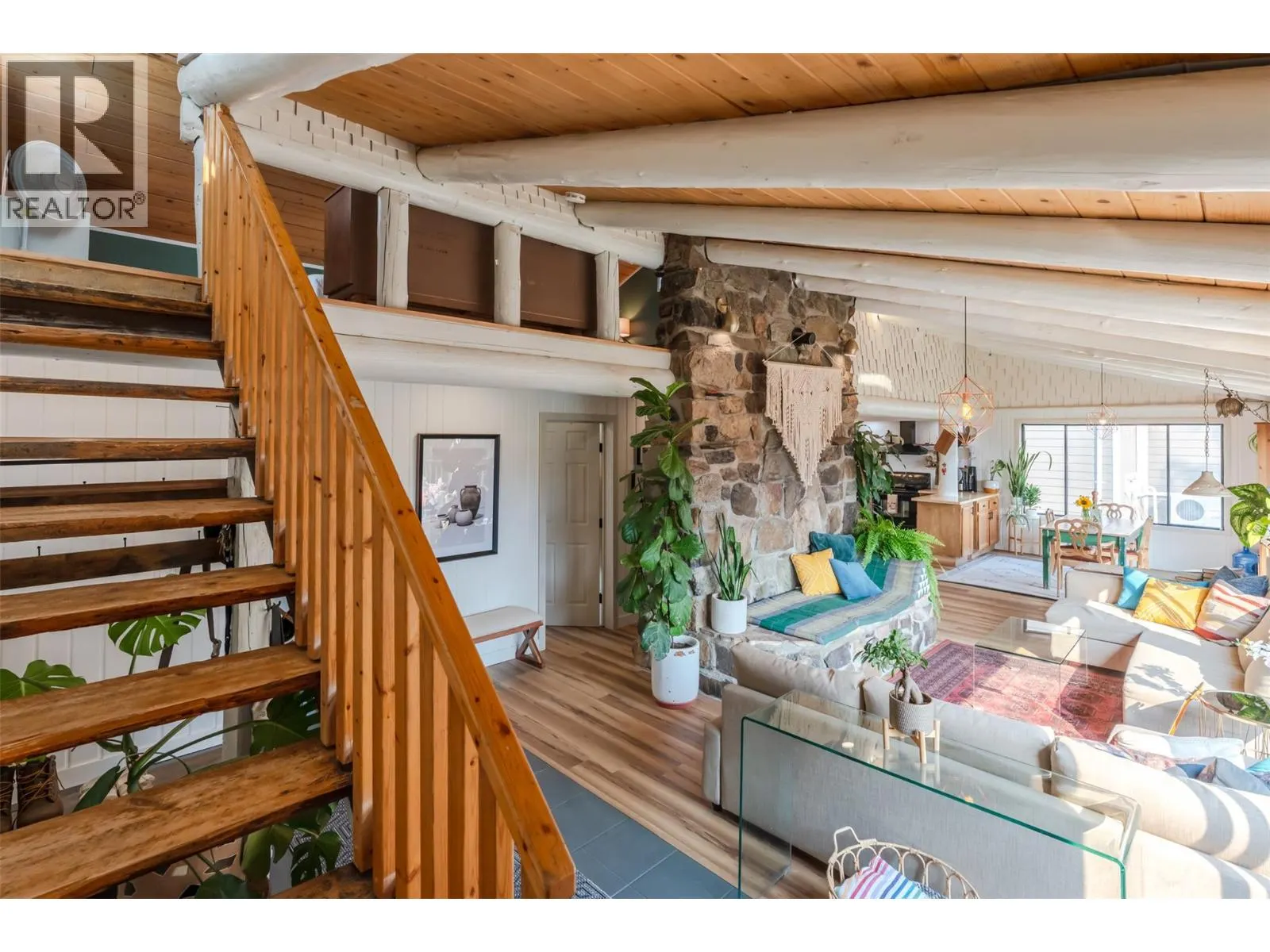 538 Lakeview Place