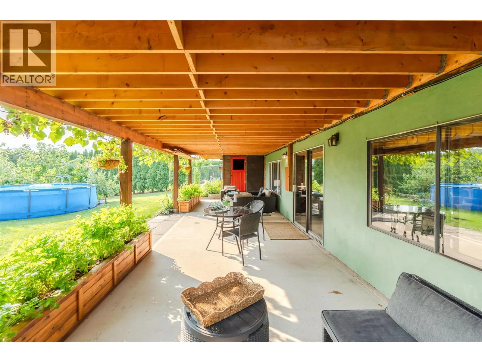 538 Lakeview Place
