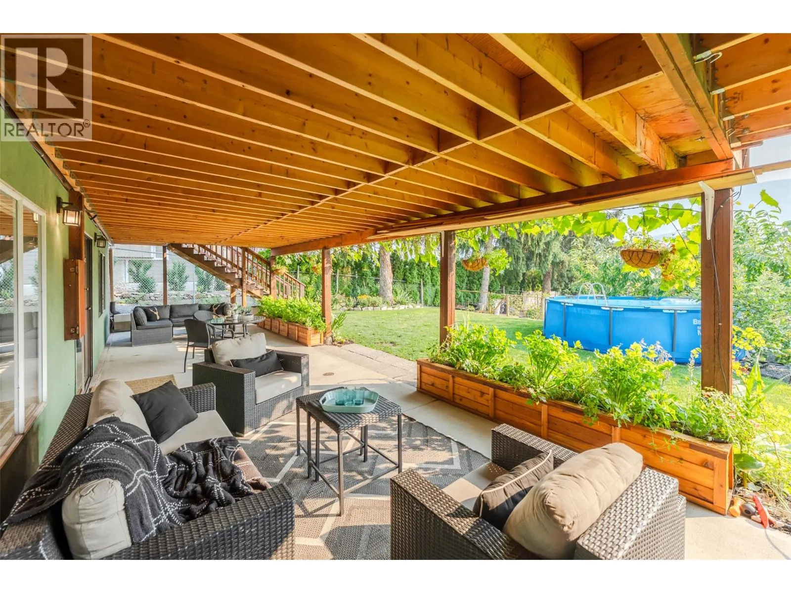 538 Lakeview Place