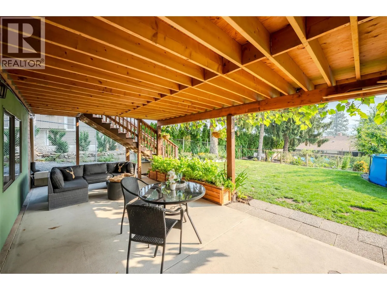 538 Lakeview Place