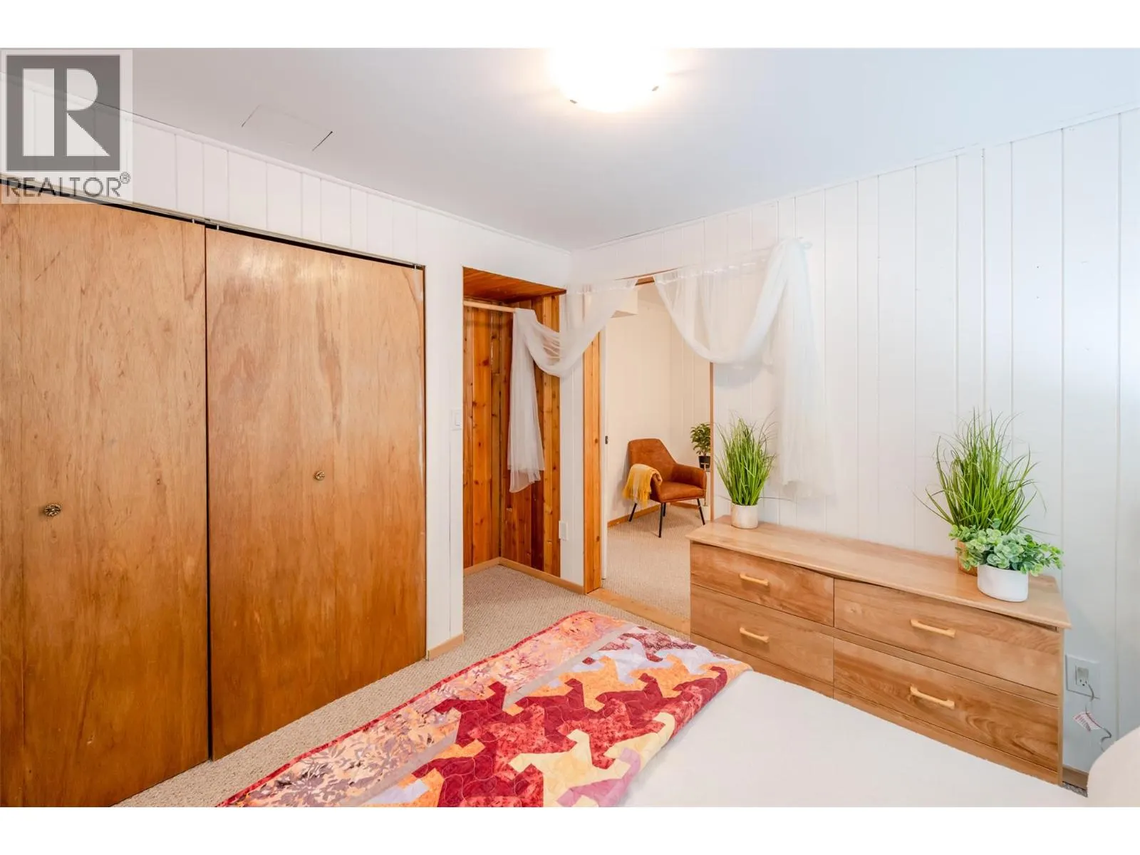 538 Lakeview Place