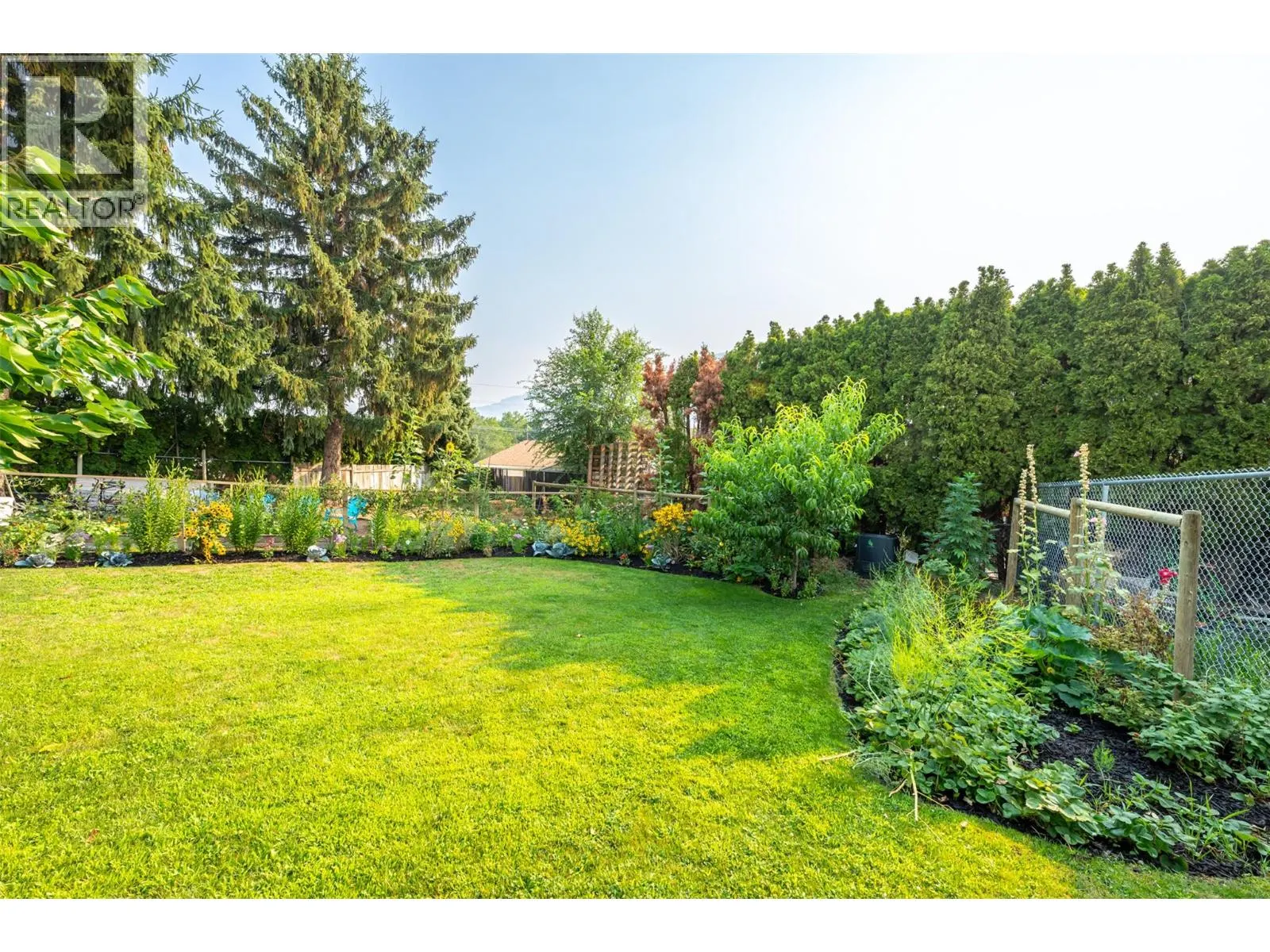 538 Lakeview Place