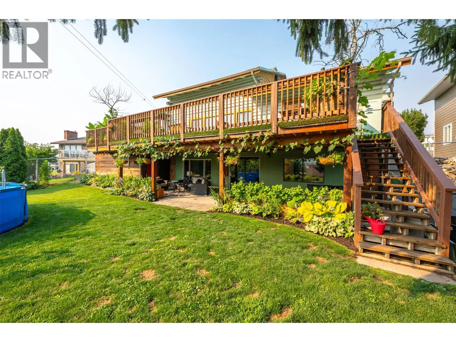 538 Lakeview Place