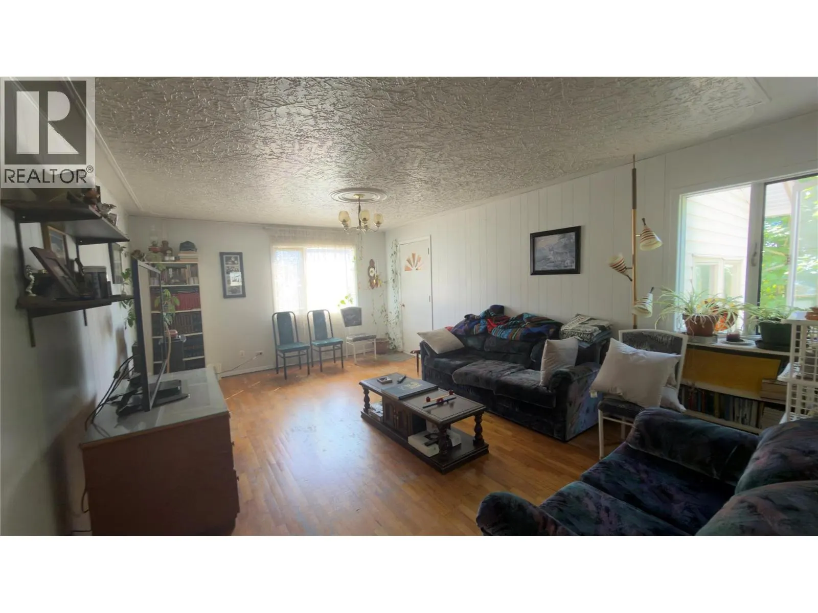 719 Big Eddy Road