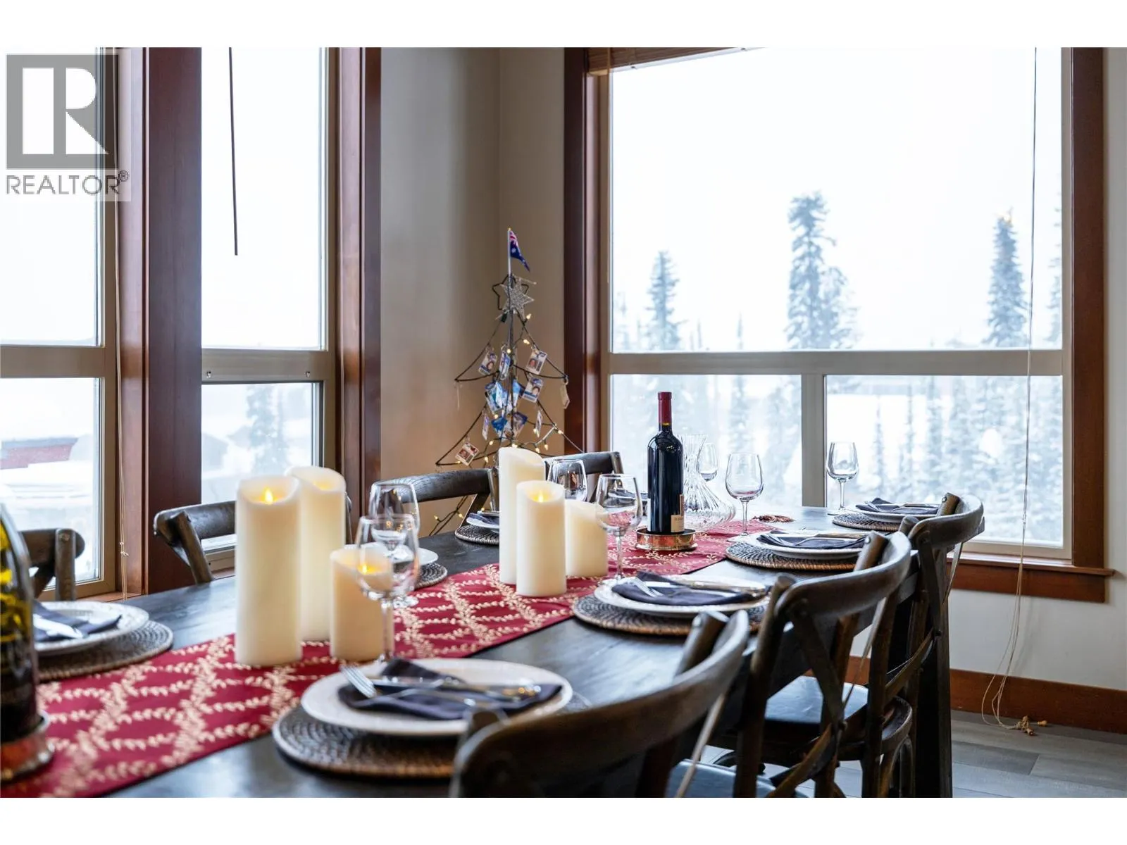 5257 Big White Road Unit# 403/404