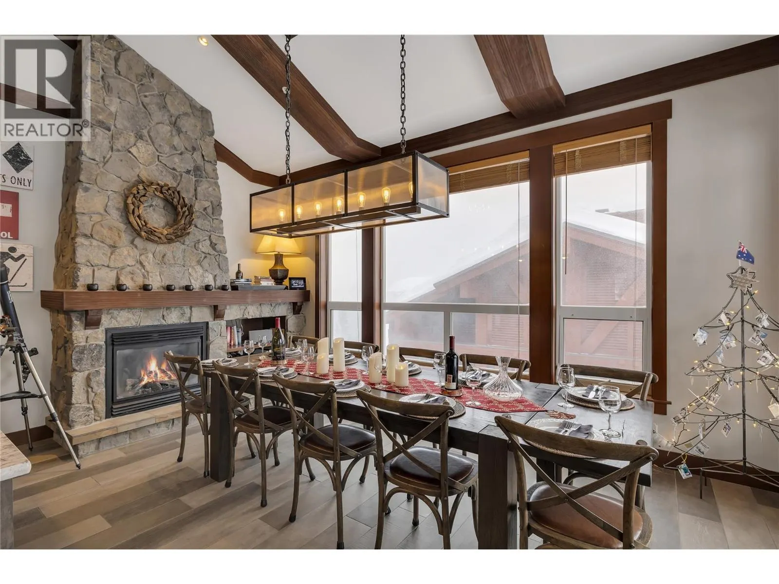 5257 Big White Road Unit# 403/404