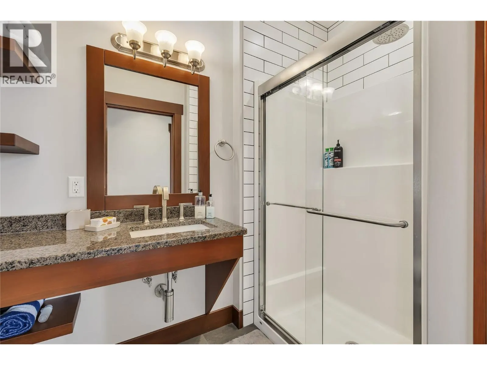 5257 Big White Road Unit# 403/404