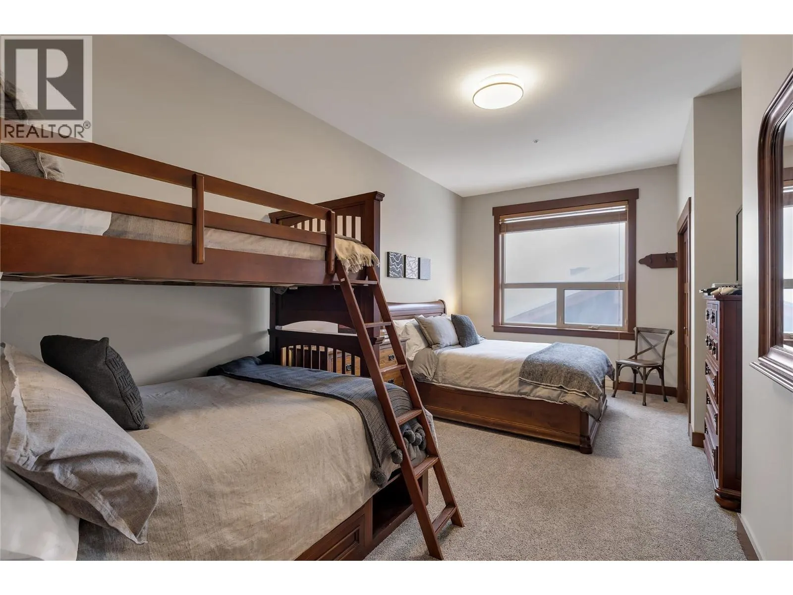 5257 Big White Road Unit# 403/404