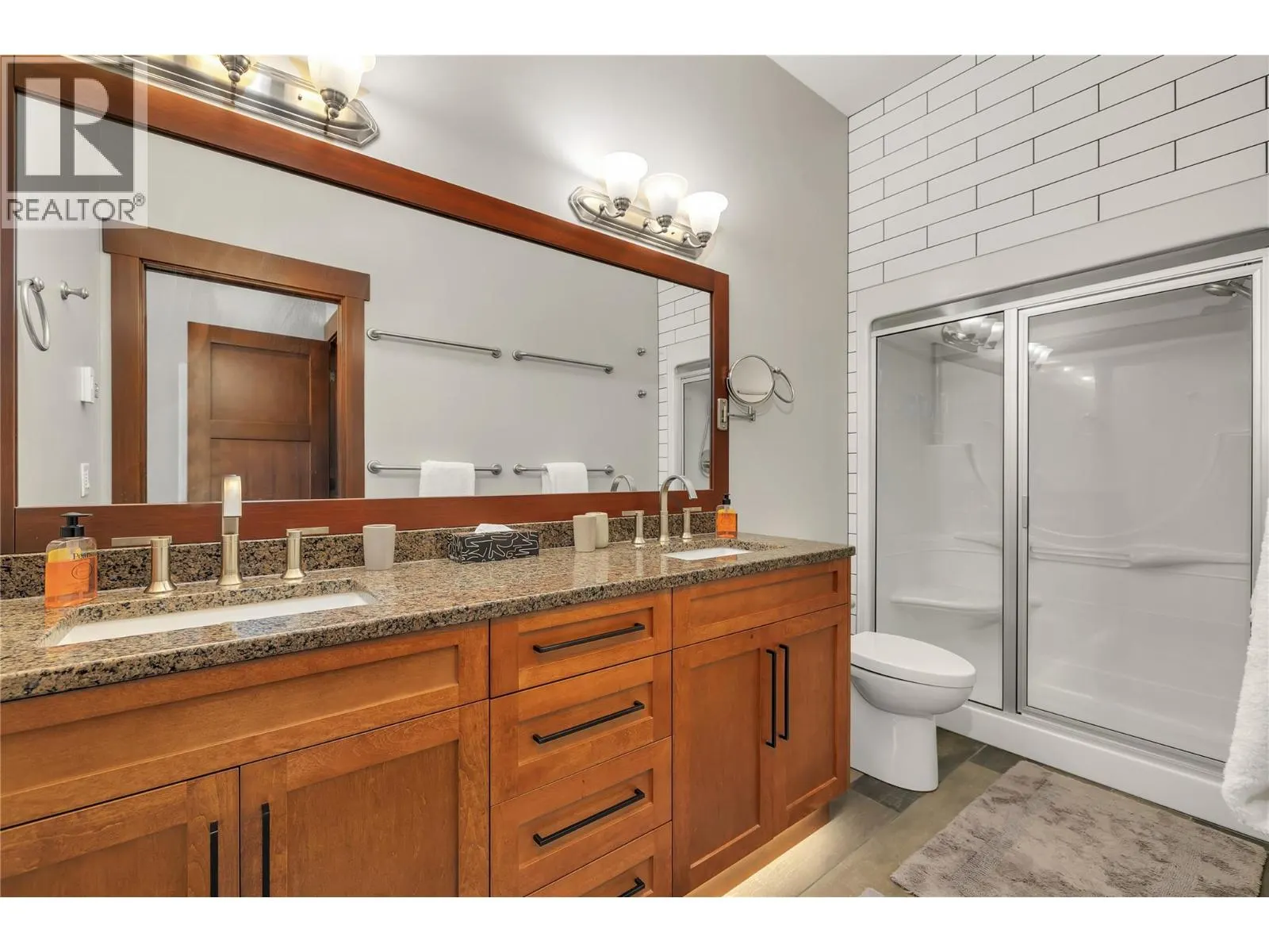 5257 Big White Road Unit# 403/404