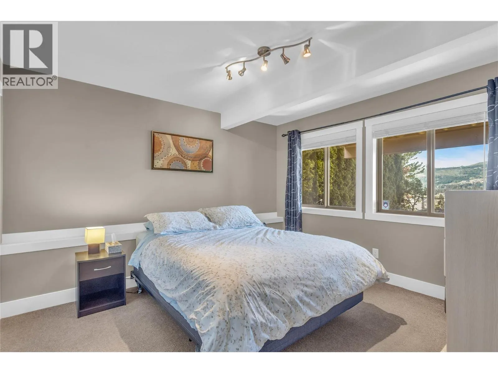 2493 Ironridge Road