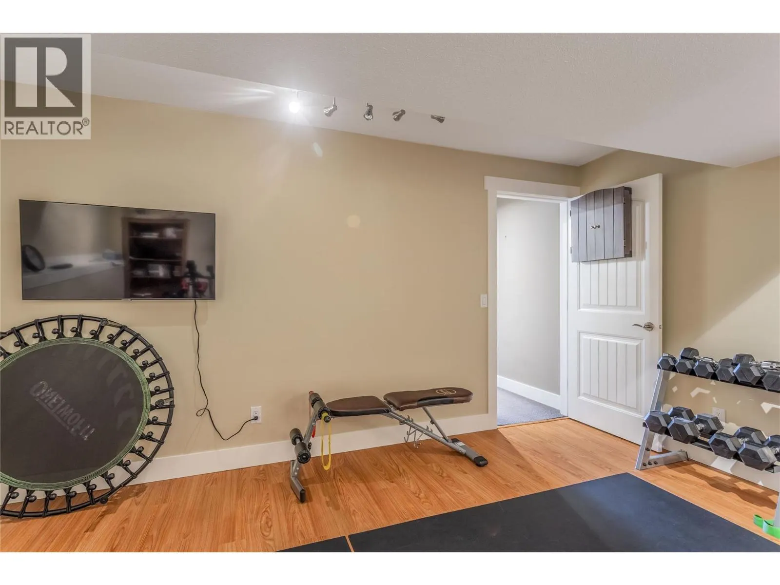 2493 Ironridge Road