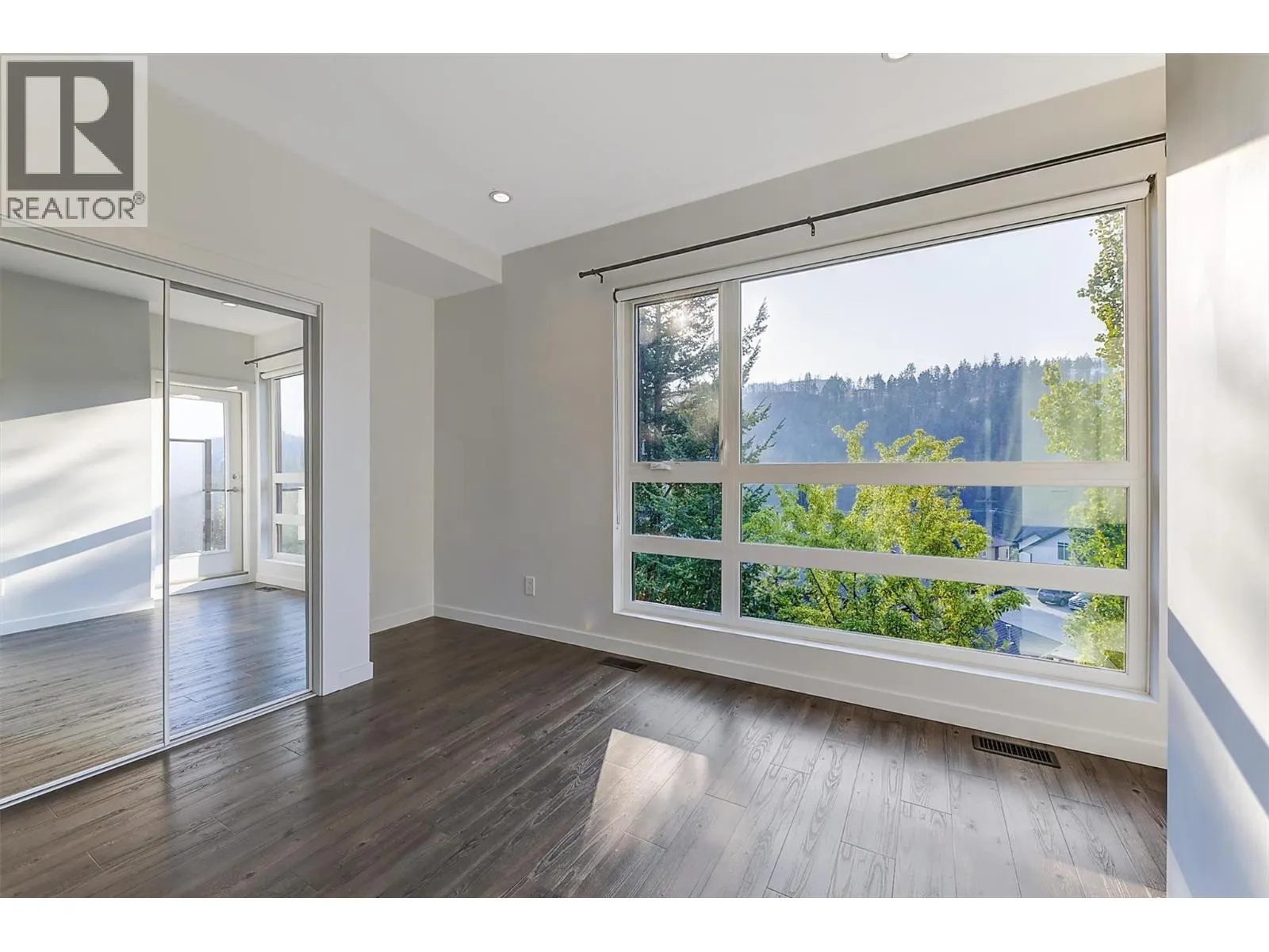1818 Peak Point Court Unit# 32
